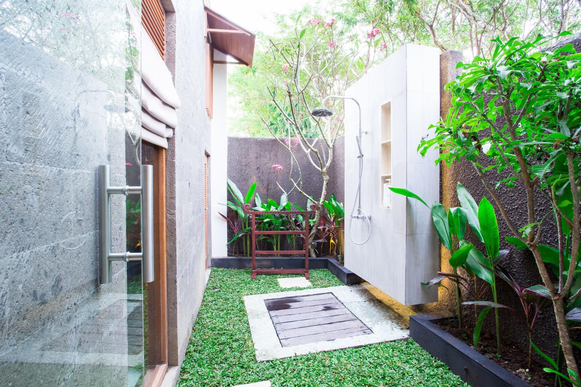 Villa Dk - Bali Nusa Dua  Ngoại thất bức ảnh